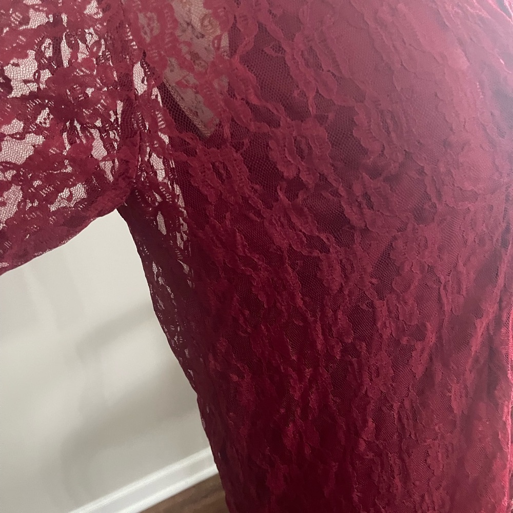 2PC LACE TOP - Picture 2 of 10